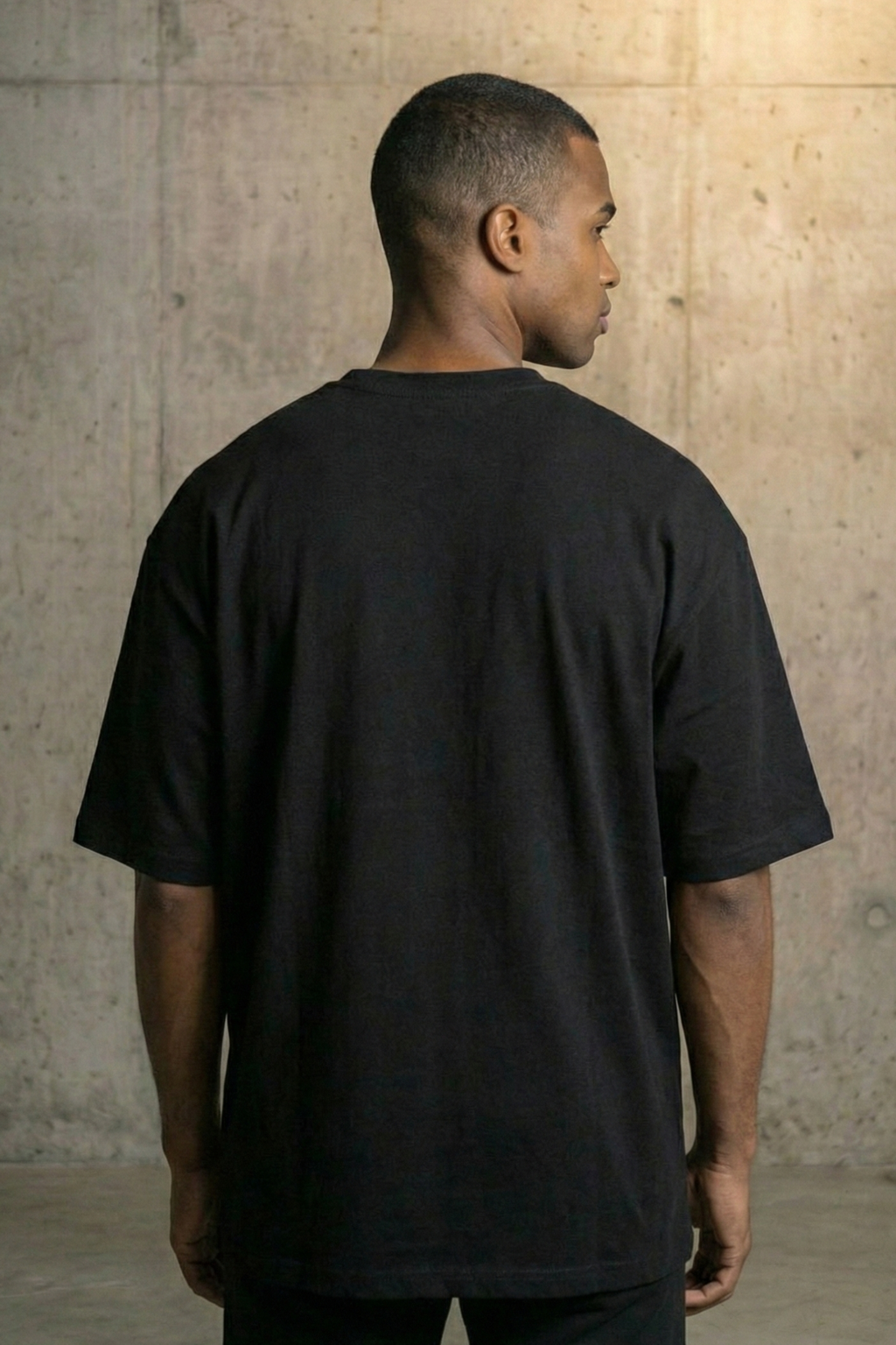 CAMISETA NOIR OVERSIZED