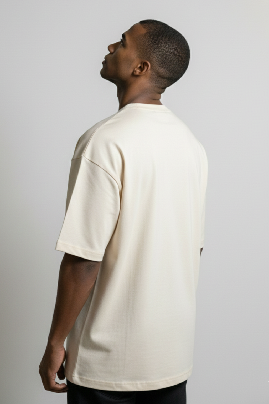 CAMISETA NOIR OVERSIZED